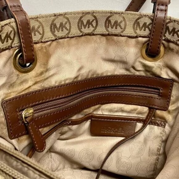 Michael Kors Jet Set Canvas Monogram Large Tote Khaki/Mocha Leather Strap GUC - Picture 5 of 13